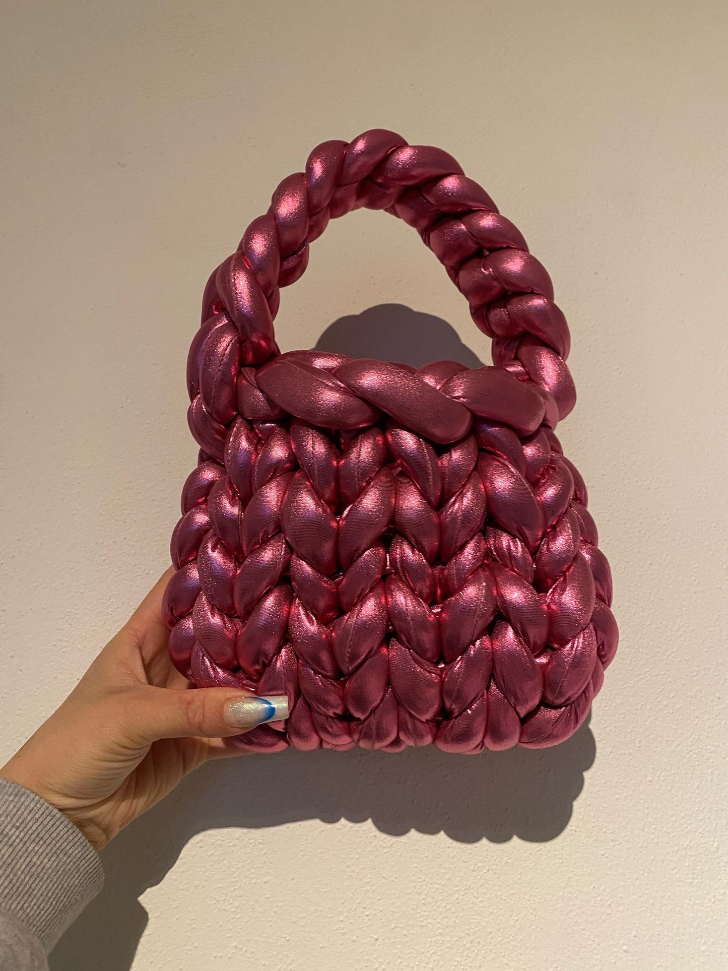 Rosa Baddie – Borsa fatta a mano in edizione Unica